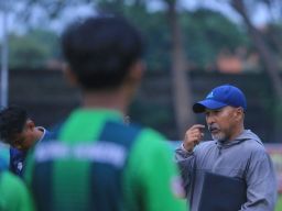 Pelatih Sepak Bola PON Jawa Timur Akui Tantangan Berat di Babak Penyisihan PON XXI